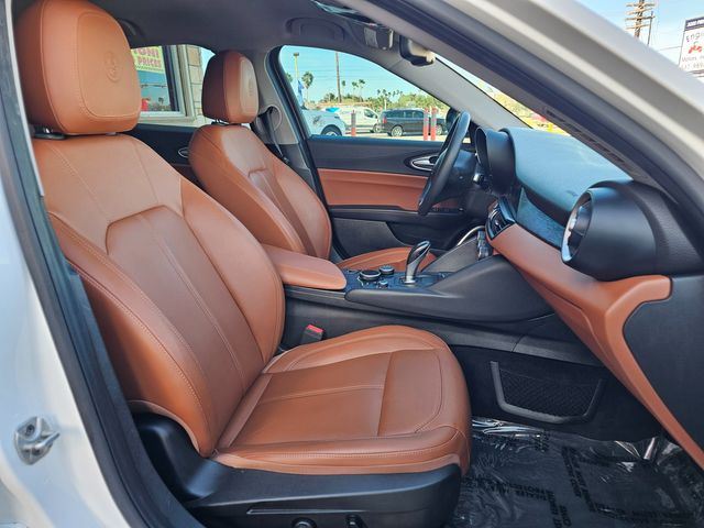 2019 Alfa Romeo Giulia RWD | Brownsville TX | English Motors 2019 Alfa Romeo Giulia RWD | Brownsville TX | English Motors