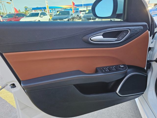 2019 Alfa Romeo Giulia RWD | Brownsville TX | English Motors 2019 Alfa Romeo Giulia RWD | Brownsville TX | English Motors