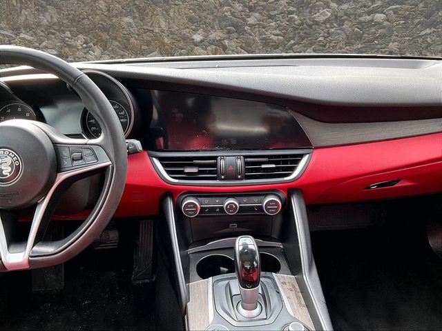 2019 Alfa Romeo Giulia Ti