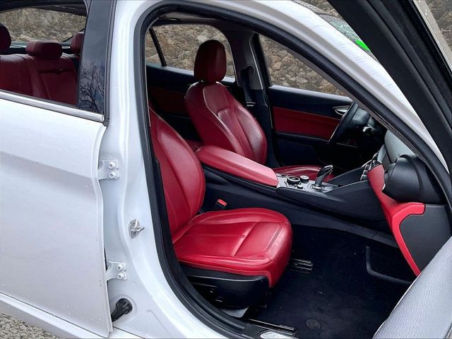 2019 Alfa Romeo Giulia Ti