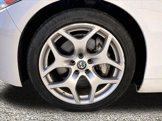 2019 Alfa Romeo Giulia Ti