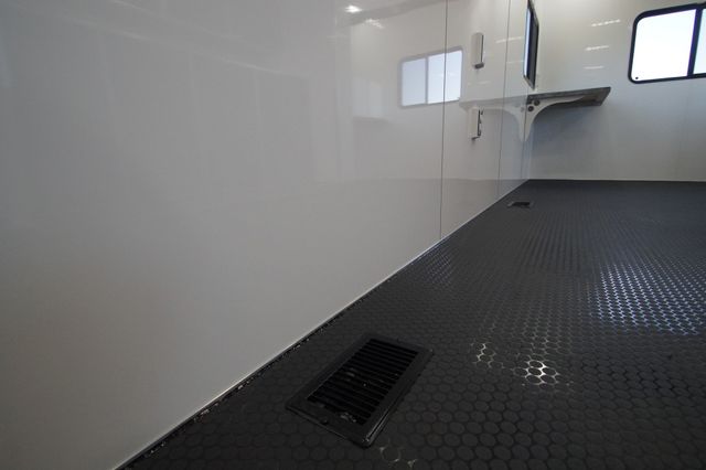 2024 Atc Chaffee County Sheriff Command Post | Keller, TX | Complete Trailers of Texas 2024 Atc Chaffee County Sheriff Command Post | Keller, TX | Complete Trailers of Texas