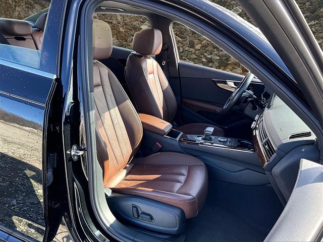 2019 Audi A4 quattro Premium 45 TFSI