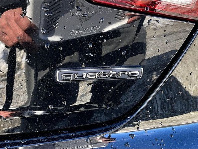 2019 Audi A4 quattro Premium 45 TFSI