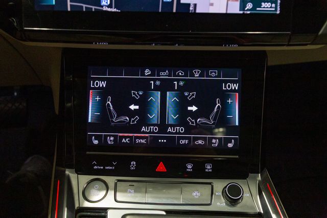 2019 Audi e-tron quattro Prestige