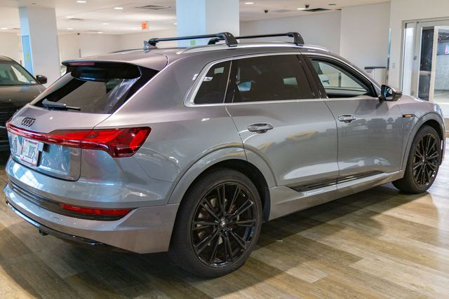 2019 Audi e-tron quattro Prestige
