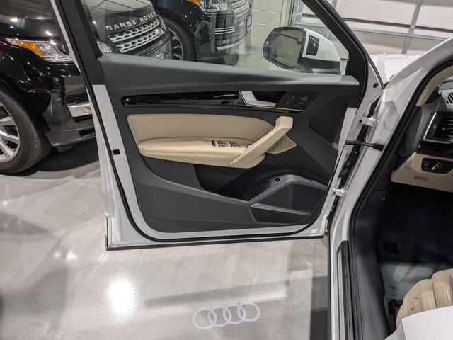 2019 Audi Q5 quattro Premium Plus 45 TFSI | Lake Forest IL | Executive Motor Carz 2019 Audi Q5 quattro Premium Plus 45 TFSI | Lake Forest IL | Executive Motor Carz