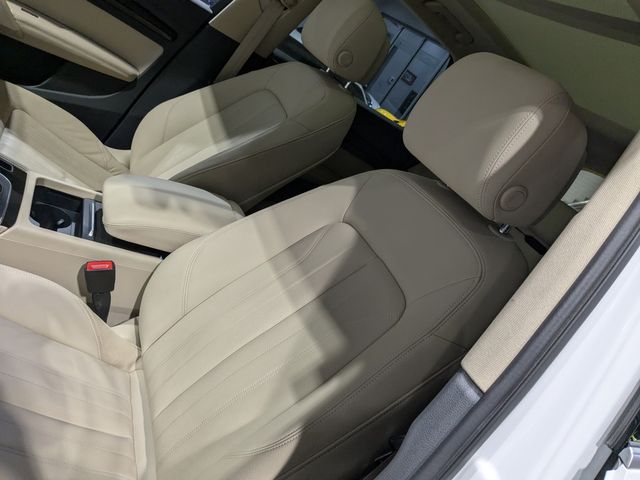 2019 Audi Q5 quattro Premium Plus 45 TFSI | Lake Forest IL | Executive Motor Carz 2019 Audi Q5 quattro Premium Plus 45 TFSI | Lake Forest IL | Executive Motor Carz