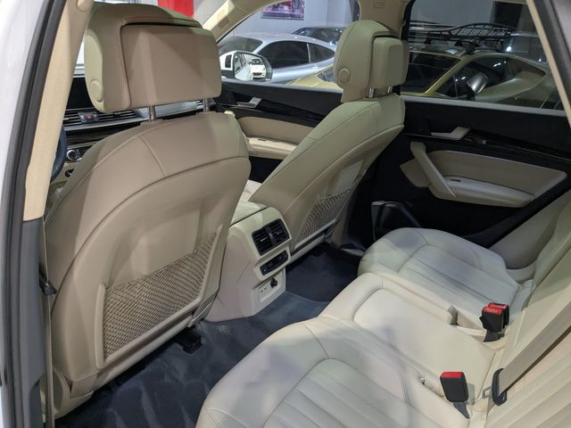 2019 Audi Q5 quattro Premium Plus 45 TFSI | Lake Forest IL | Executive Motor Carz 2019 Audi Q5 quattro Premium Plus 45 TFSI | Lake Forest IL | Executive Motor Carz