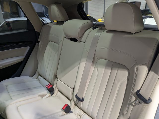 2019 Audi Q5 quattro Premium Plus 45 TFSI | Lake Forest IL | Executive Motor Carz 2019 Audi Q5 quattro Premium Plus 45 TFSI | Lake Forest IL | Executive Motor Carz