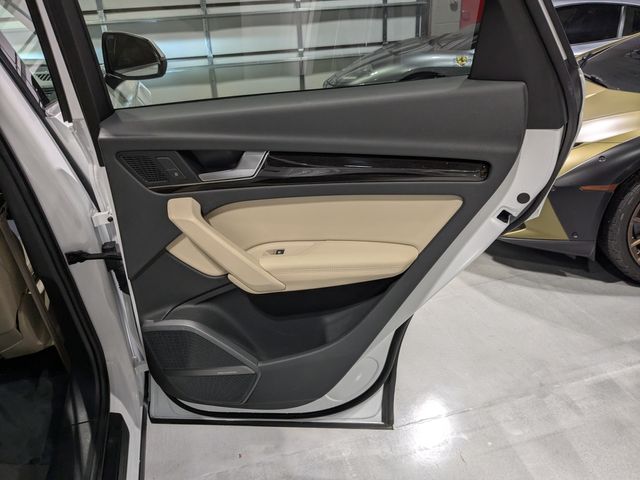 2019 Audi Q5 quattro Premium Plus 45 TFSI | Lake Forest IL | Executive Motor Carz 2019 Audi Q5 quattro Premium Plus 45 TFSI | Lake Forest IL | Executive Motor Carz