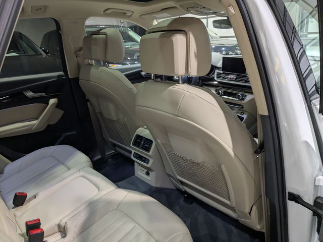 2019 Audi Q5 quattro Premium Plus 45 TFSI | Lake Forest IL | Executive Motor Carz 2019 Audi Q5 quattro Premium Plus 45 TFSI | Lake Forest IL | Executive Motor Carz