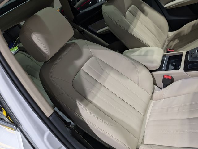 2019 Audi Q5 quattro Premium Plus 45 TFSI | Lake Forest IL | Executive Motor Carz 2019 Audi Q5 quattro Premium Plus 45 TFSI | Lake Forest IL | Executive Motor Carz