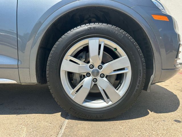 2019 Audi Q5 quattro Premium 45 TFSI