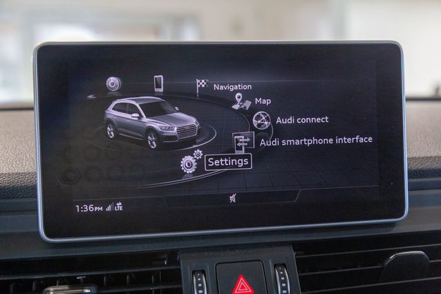 2019 Audi Q5 Premium Plus 45 TFSI quattro panoramic roof