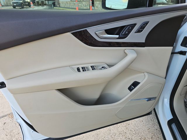 2019 Audi Q7 quattro Premium Plus 45 TFSI | Brownsville TX | English Motors 2019 Audi Q7 quattro Premium Plus 45 TFSI | Brownsville TX | English Motors