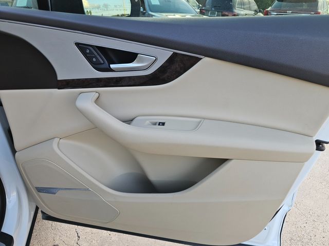 2019 Audi Q7 quattro Premium Plus 45 TFSI | Brownsville TX | English Motors 2019 Audi Q7 quattro Premium Plus 45 TFSI | Brownsville TX | English Motors