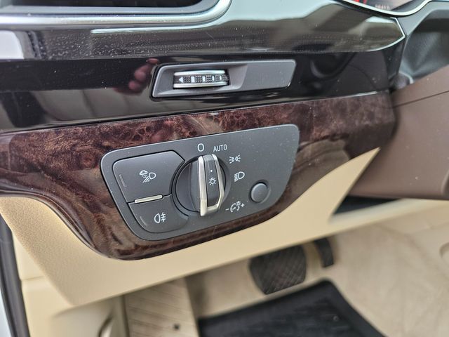 2019 Audi Q7 quattro Premium Plus 55 TFSI | Brownsville TX | English Motors 2019 Audi Q7 quattro Premium Plus 55 TFSI | Brownsville TX | English Motors