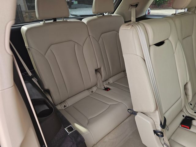 2019 Audi Q7 quattro Premium Plus 55 TFSI | Brownsville TX | English Motors 2019 Audi Q7 quattro Premium Plus 55 TFSI | Brownsville TX | English Motors