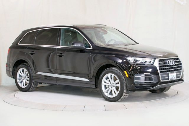2019 Audi Q7 quattro Premium 55 TFSI | Burbank, California | MDK International 2019 Audi Q7 quattro Premium 55 TFSI | Burbank, California | MDK International