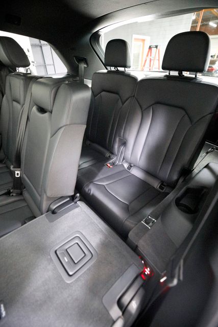 2019 Audi Q7 quattro Premium 55 TFSI | Burbank, California | MDK International 2019 Audi Q7 quattro Premium 55 TFSI | Burbank, California | MDK International