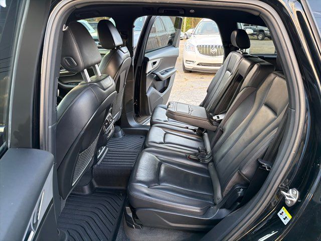 2019 Audi Q7 quattro SE Premium 45 TFSI