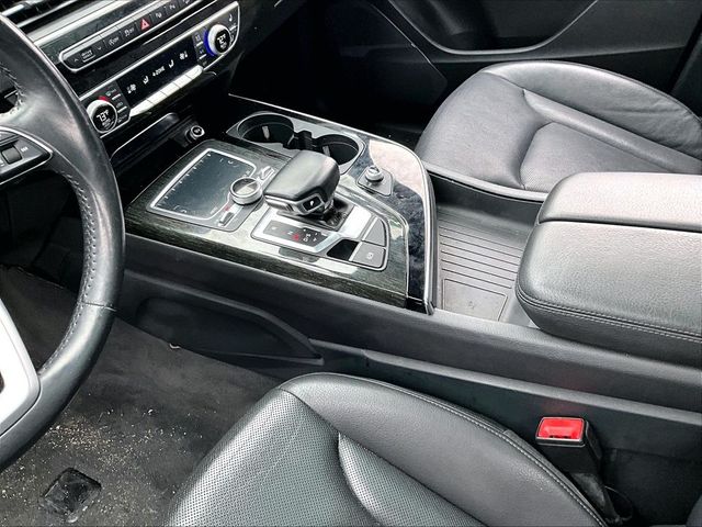 2019 Audi Q7 quattro Prestige 55 TFSI