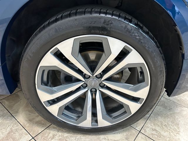 2019 Audi Q8 quattro Prestige 55 TFSI