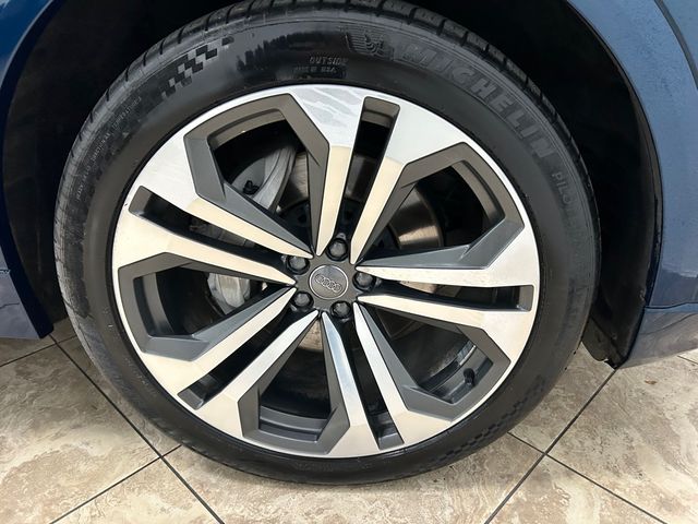 2019 Audi Q8 quattro Prestige 55 TFSI