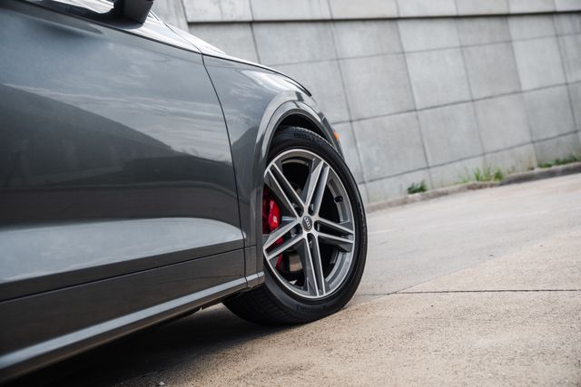2019 Audi SQ5 3.0T quattro Premium Plus | Addison, TX | Apex Auto Sports 2019 Audi SQ5 3.0T quattro Premium Plus | Addison, TX | Apex Auto Sports