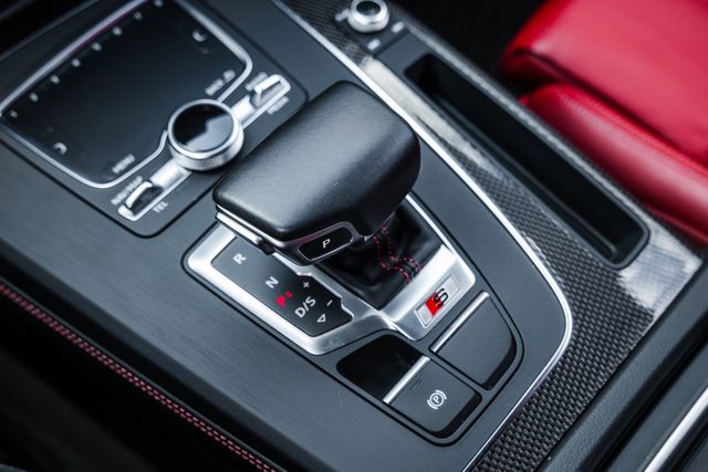 2019 Audi SQ5 3.0T quattro Premium Plus | Addison, TX | Apex Auto Sports