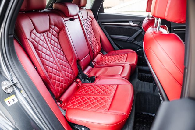 2019 Audi SQ5 3.0T quattro Premium Plus | Addison, TX | Apex Auto Sports 2019 Audi SQ5 3.0T quattro Premium Plus | Addison, TX | Apex Auto Sports