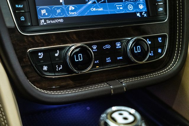 2019 Bentley Bentayga Touring V8 | Carrollton, TX | Texas Hot Rides 2019 Bentley Bentayga Touring V8 | Carrollton, TX | Texas Hot Rides