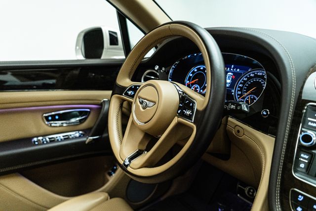 2019 Bentley Bentayga Touring V8 | Carrollton, TX | Texas Hot Rides