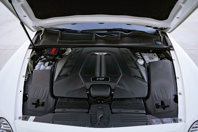 2019 Bentley Bentayga V8 | Mesquite, TX | Texas Autos Direct