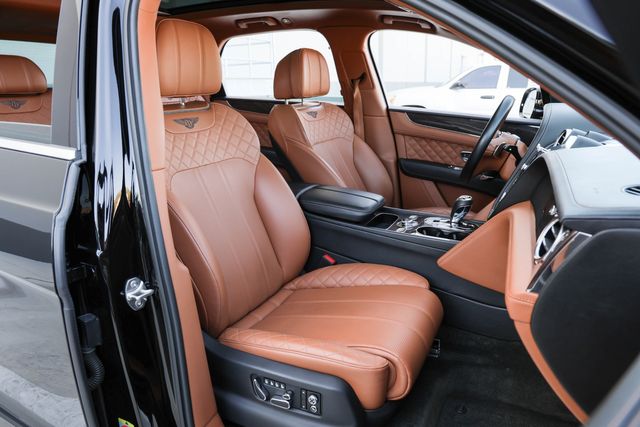 2019 Bentley Bentayga V8 | Mesquite, TX | Texas Autos Direct