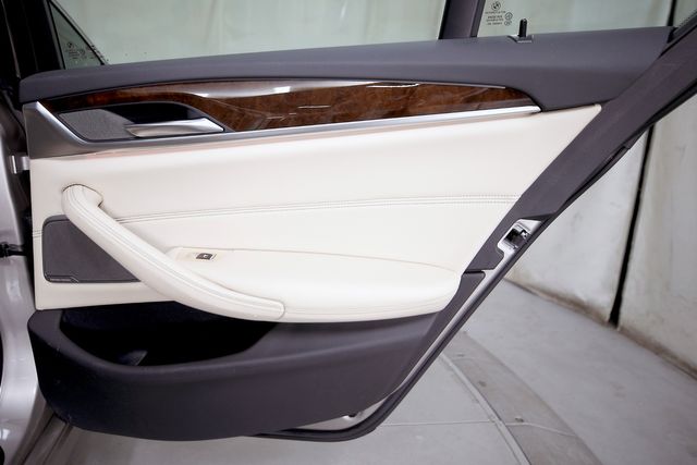 2019 BMW 5 Series 540i | Burbank, California | MDK International 2019 BMW 5 Series 540i | Burbank, California | MDK International