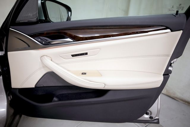 2019 BMW 5 Series 540i | Burbank, California | MDK International 2019 BMW 5 Series 540i | Burbank, California | MDK International