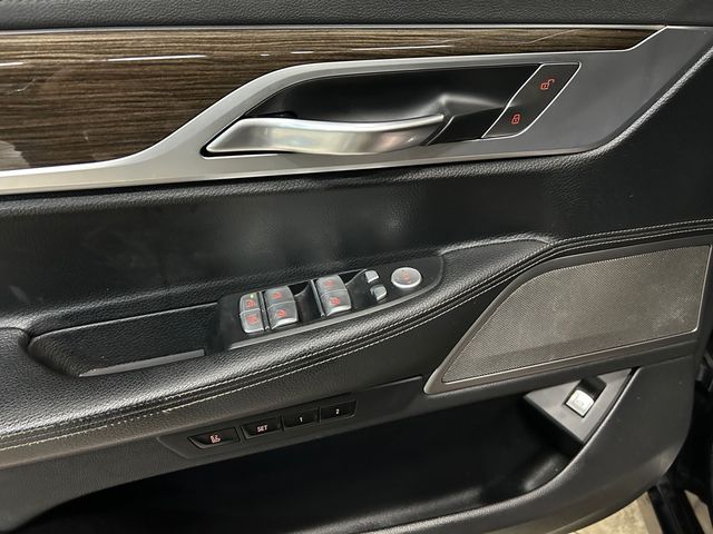 2019 BMW 7 Series 740i xDrive