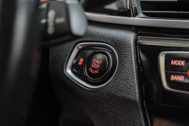 2019 BMW X1 Premium Panoramic Moonroof sDrive28i | Addison, TX | Addison Autoplex