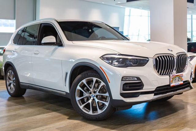 2019 BMW X5 at Autosource, photo 1