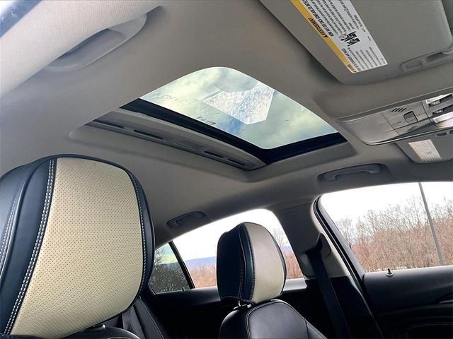 2019 Buick Regal Sportback Essence