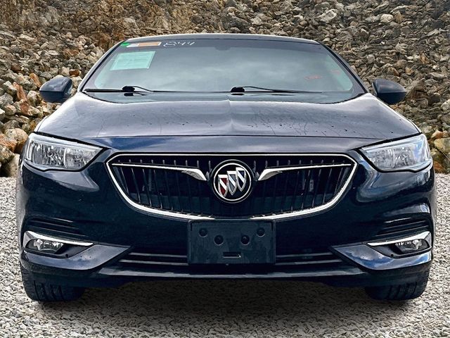 2019 Buick Regal Sportback Essence