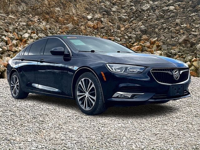 2019 Buick Regal Sportback Essence