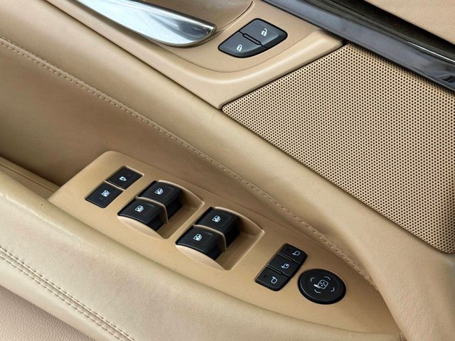 2019 Cadillac Escalade ESV Platinum | Houston, TX | Houston Auto Credit