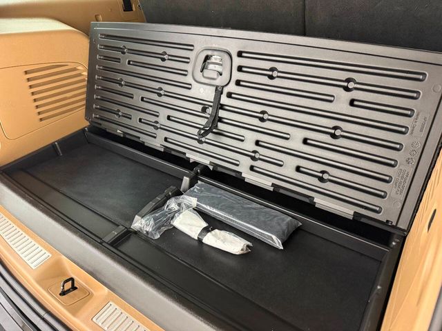 2019 Cadillac Escalade ESV Platinum | Houston, TX | Houston Auto Credit