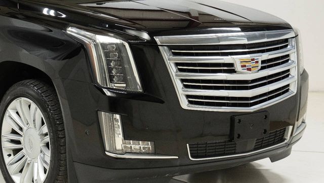 2019 Cadillac Escalade ESV Platinum | Houston, TX | Houston Auto Credit