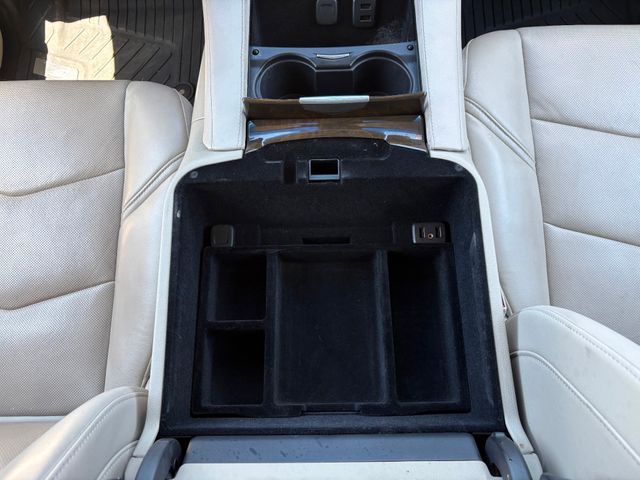 2019 Cadillac Escalade Luxury 2019 Cadillac Escalade Luxury
