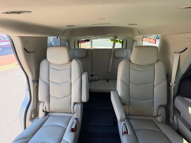 2019 Cadillac Escalade Luxury