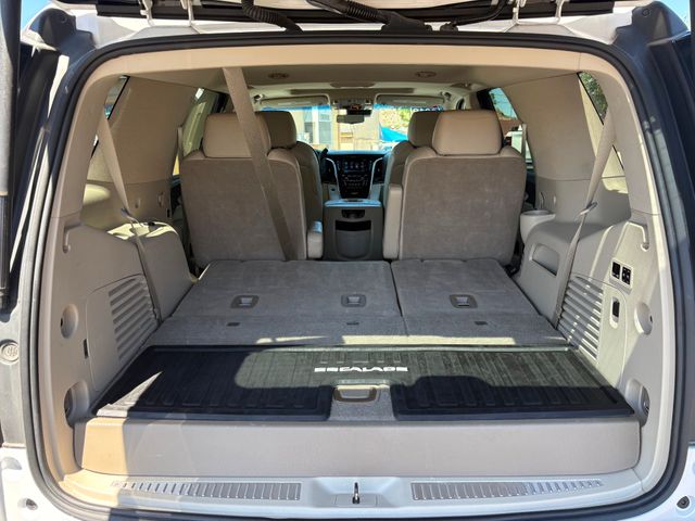 2019 Cadillac Escalade Luxury